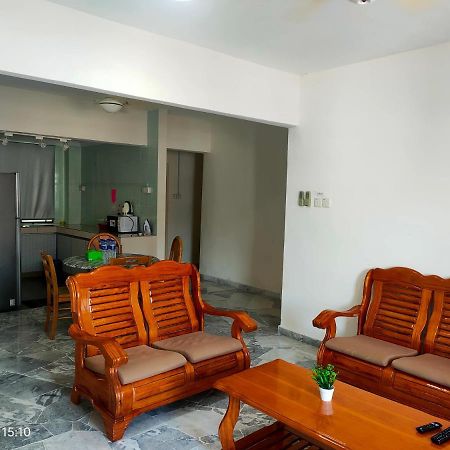 Deluxe Family Beach Condo Portdickson Porto Dickson Exterior foto